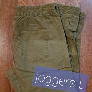Joggers